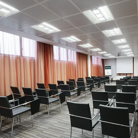 Una Hotels Mediterraneo Milano 